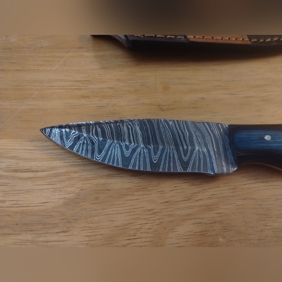 New Damascus steel blade men's hunting knife with sheath - Picture 2 of 7